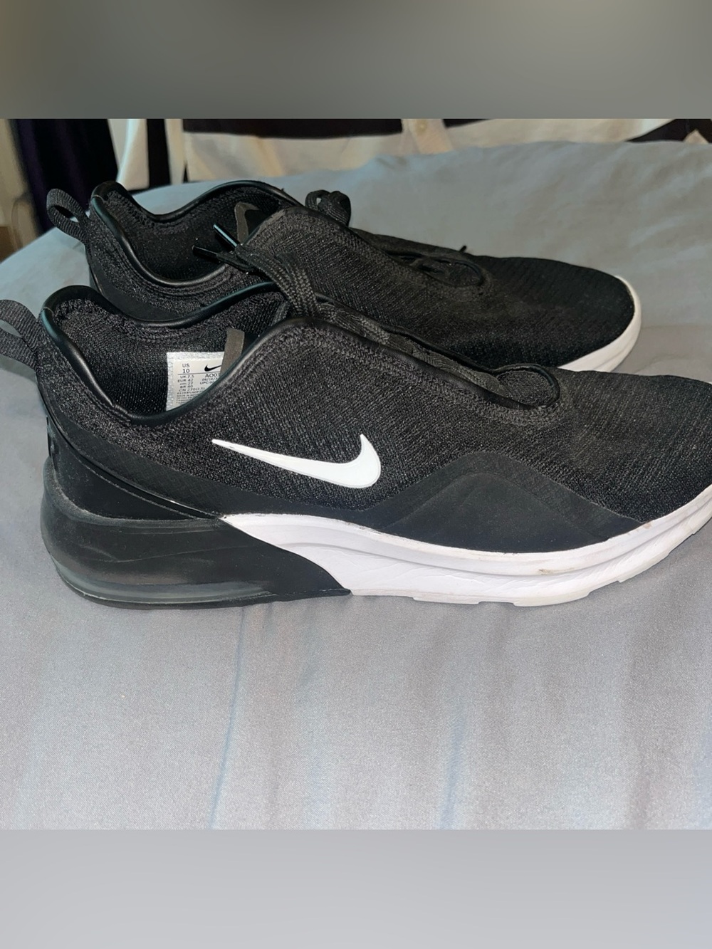 Nike Air Max Motion 2 Women’s Black and White Running Shoes